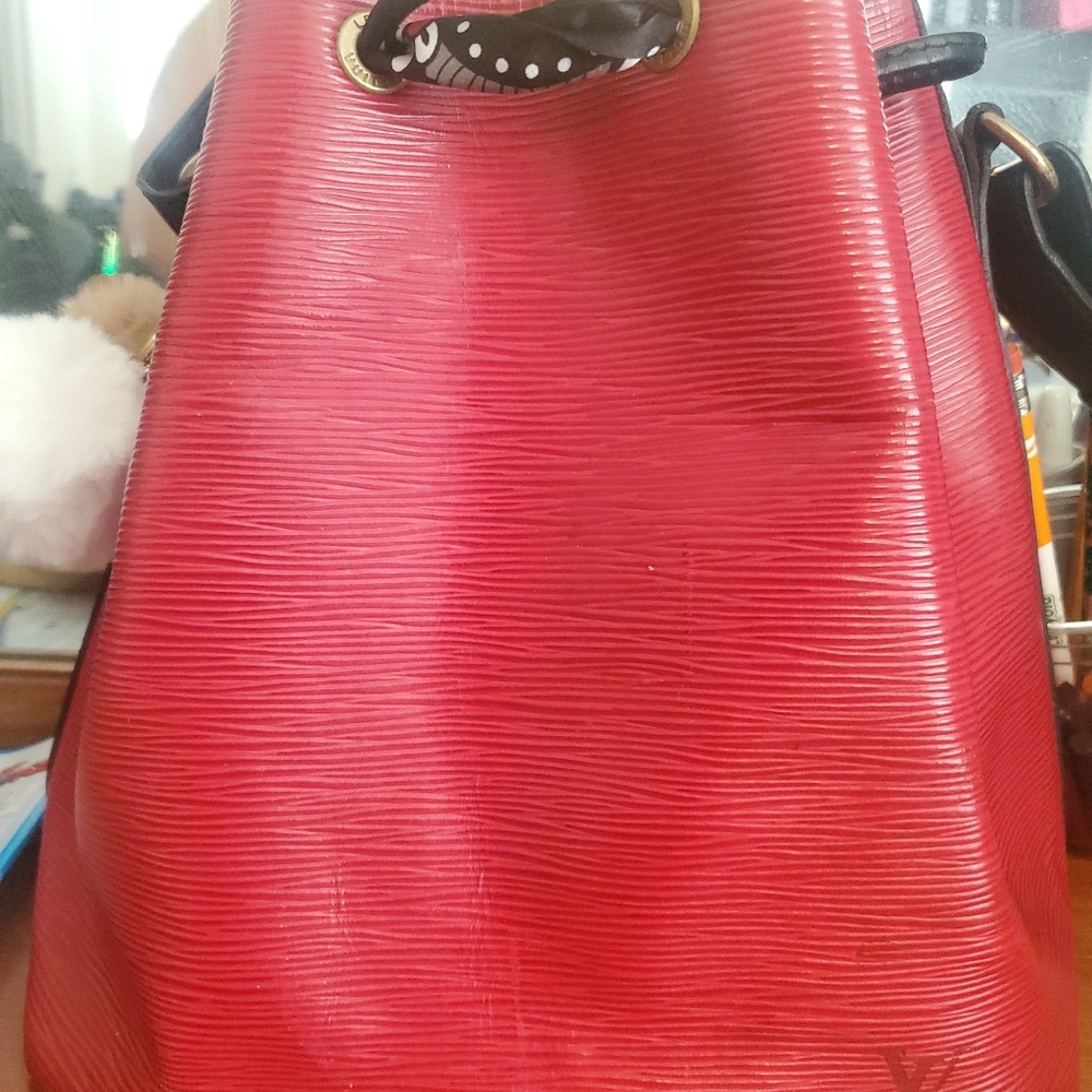 Authentic Louis Vuitton Noe Red Bucket Bag - Picture 11 of 11